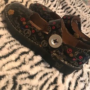 Peace and love shoes